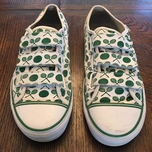 Vans Classic Low Top Velcro Sneakers